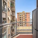Urban Park View - A Bright Space In Apartment Florence